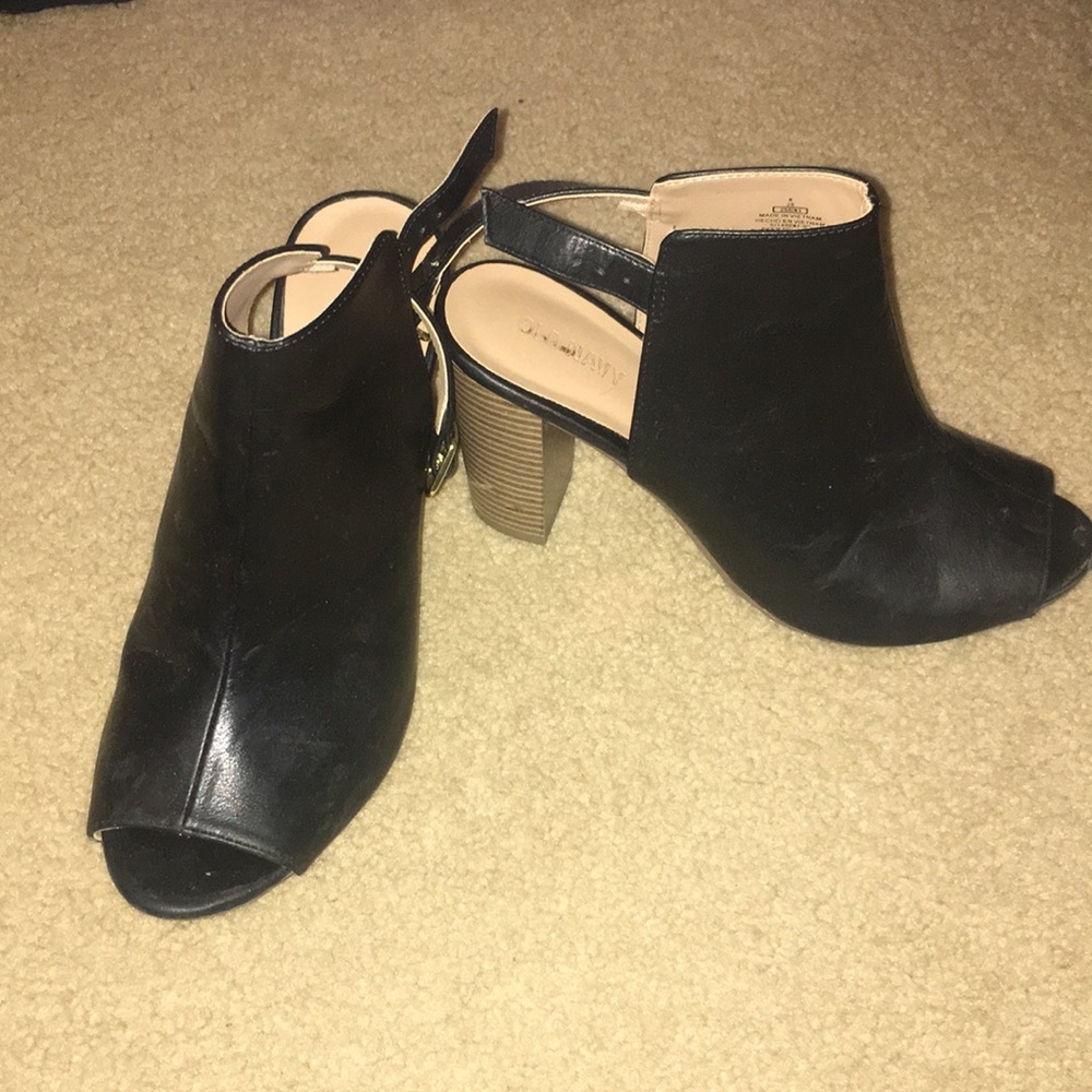Old Navy black heels